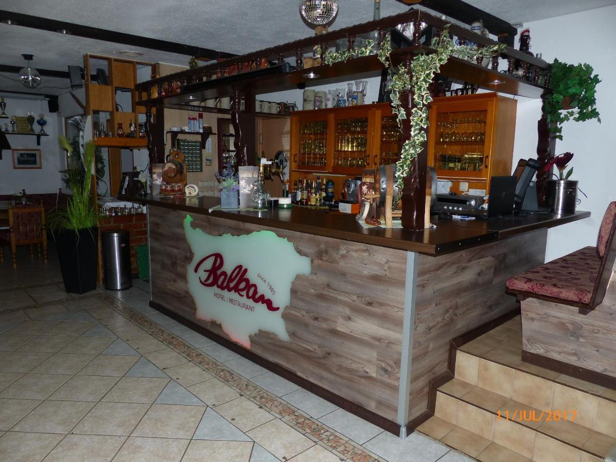 Hotel/Restaurant Balkan Soemmerda Luaran gambar
