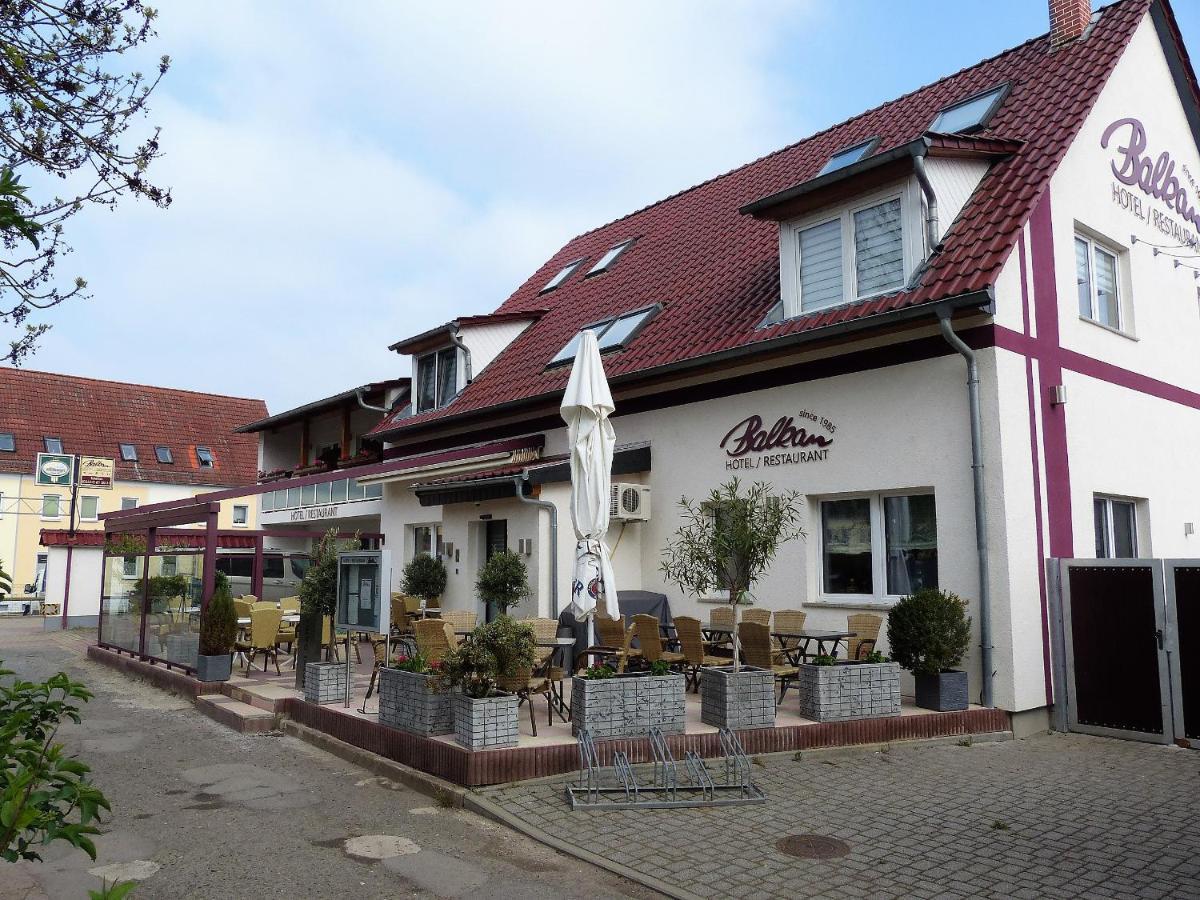 Hotel/Restaurant Balkan Soemmerda Luaran gambar